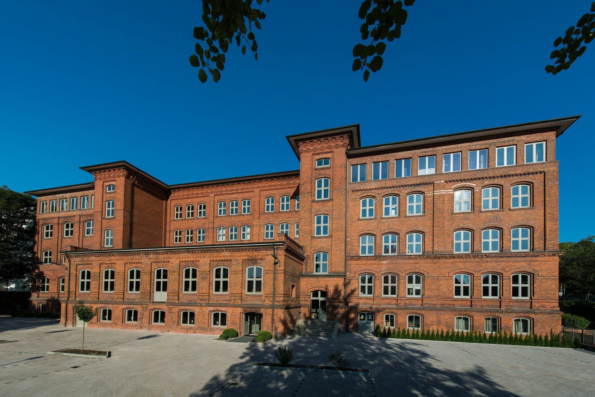 Hotel Volksschule Hamburg Exterior photo